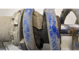 Стойка амортизатора  Volkswagen Transporter 5 2003-2015 7H0413031N, 7E0411105A     