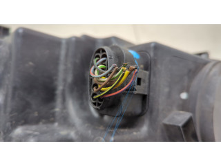 Фара передняя  Volkswagen Polo 2009-2014 правая 