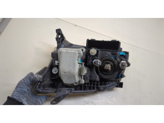 Фара передняя  Toyota Avensis 2 2003-2008 правая 