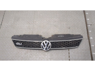 Решетка радиатора Volkswagen Jetta 6 2010-2018