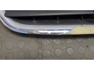 Решетка радиатора Volkswagen Touran 2003-2006