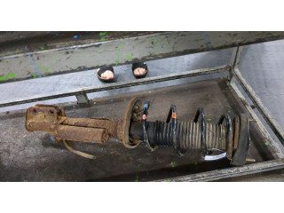 Стойка амортизатора  Subaru Forester (S11) 2002-2007 5610SEGE02, 52441SEDJ02     2  бензин