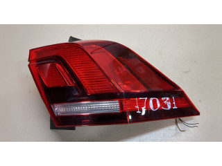 Задний фонарь          