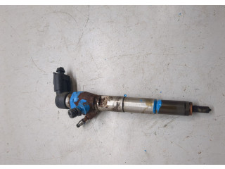 Форсунка топливная  Mercedes A W176 2012-2018    A6070700087     