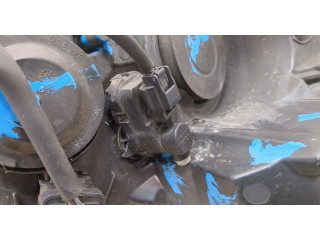 Фара передняя Renault Scenic 2009-2012 левая