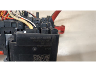 Блок предохранителей Skoda Octavia (A7) 2017-2021