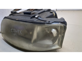 Фара передняя  Audi A6 (C5) 1997-2005 левая 