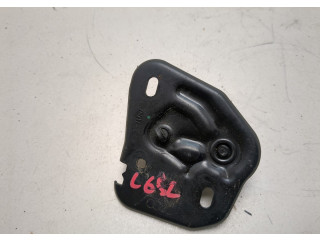 Замок капота Audi Q3 2011-2018