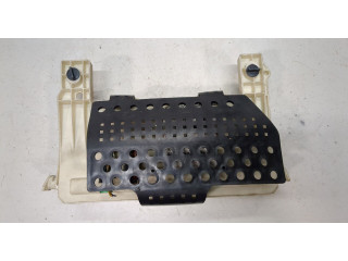 Блок предохранителей  Ford Focus 2 2005-2008         