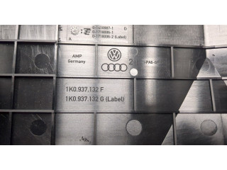 Блок предохранителей  Volkswagen Passat 6 2005-2010      1K0937132F   