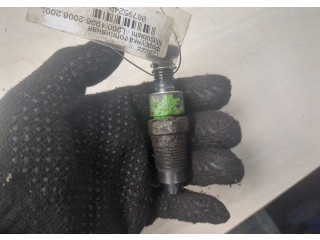 Форсунка топливная Mitsubishi L200 1996-2006