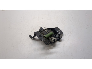 Замок капота  Ford Explorer 2015-2018     