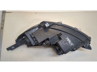 Фара передняя  Peugeot 2008 2013-2019 правая 