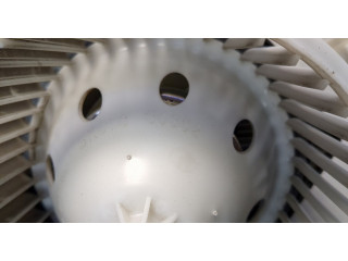 Моторчик печки Infiniti QX56 2010-2013