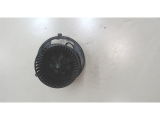 Моторчик печки  Volkswagen Passat 7 2010-2015 Европа 1K2820015G       1K2820015G   