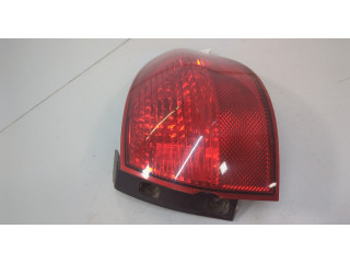 Задний фонарь 84201XA02A