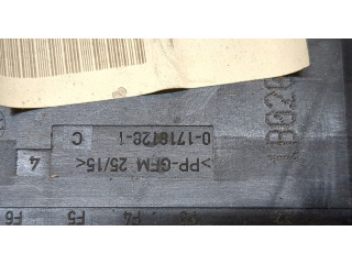 Блок предохранителей  Volkswagen Golf Plus      1K0937125   