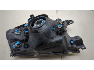 Фара передняя  Mitsubishi Pajero / Montero 2000-2006 левая 