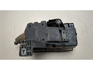 Блок предохранителей  Volvo XC90 2002-2014      30728132   