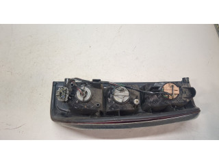 Задний фонарь Nissan Navara 2005-2015