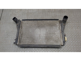 Интеркулер  Volkswagen Passat 7 2010-2015 Европа 1.6      