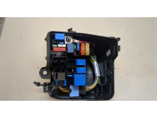 Блок предохранителей  Dacia Duster 2017-2024      24807986   