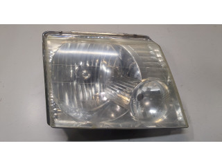 Фара передняя  Ford Explorer 2001-2005 правая 