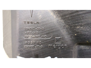Бачок омывателя Tesla Model 3 109606200g