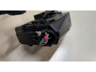 Блок реле Mitsubishi Outlander 2015-2018 8565A86, 8565A287 2