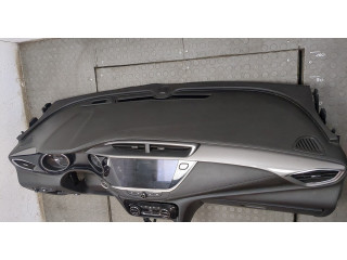 Дисплей бортового компьютера Buick Encore GX 2019-2024