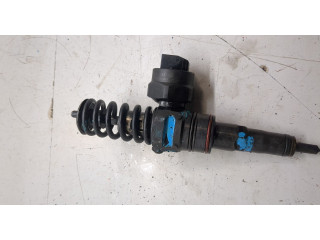 Форсунка топливная  Skoda Fabia 1999-2007    038130073AJ, 038130079CX     