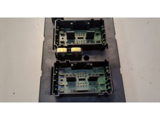 Блок реле Jeep Grand Cherokee 2004-2010 56050066AC