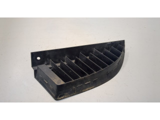 Решетка радиатора Mitsubishi Colt 2004-2008 MN127774