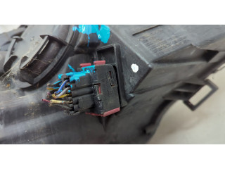 Фара передняя Opel Meriva 2010-2018 левая