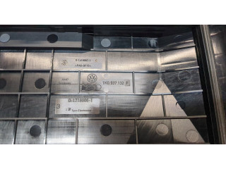 Блок предохранителей Skoda SuperB 2008-2015 1K0937125D