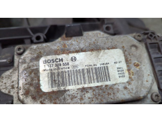 Вентилятор радиатора  Volvo V50 2004-2012           