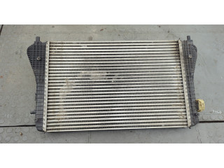 Интеркулер  Volkswagen Tiguan 2011-2016   3C0145805R    