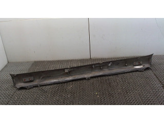 Бампер Nissan Primastar задний 8502000QAB, 8502000QAE