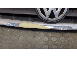 Решетка радиатора Volkswagen Touran 2003-2006