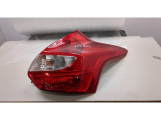 Задний фонарь          