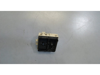 Блок предохранителей  Cadillac Escalade 2 2000-2006      156958   2  6