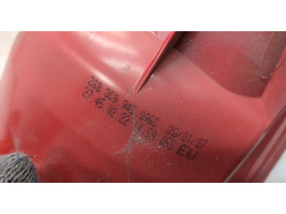 Задний фонарь          