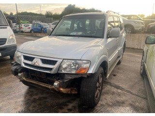 Стартер Mitsubishi Pajero / Montero 2000-2006 3.2 ME204424