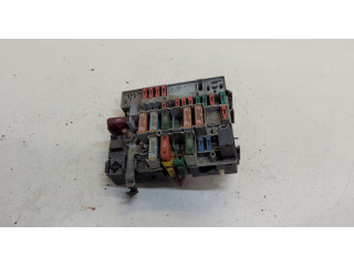 Блок предохранителей  Peugeot 406 1999-2004         