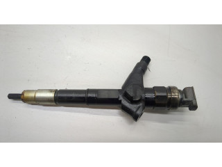 Форсунка топливная  Nissan X-Trail (T30) 2001-2007    16600ES60A     