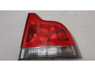 Задний фонарь 8664080 Volvo S60 2000-2009