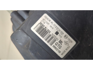 Фара передняя  Nissan Note E11 2005-2013 левая 