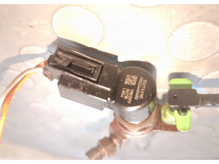 Форсунка топливная  Peugeot 5008 2009-2016    9802448680     