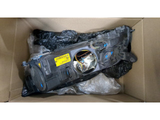 Фара передняя  Volkswagen Passat CC 2012-2017 правая 