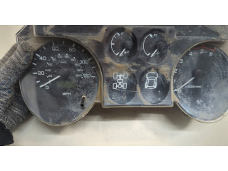Панель приборов Mitsubishi Pajero / Montero 2000-2006